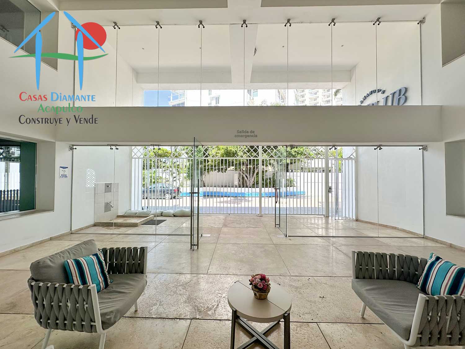 Armando´s Le Club - Acceso a playa 1